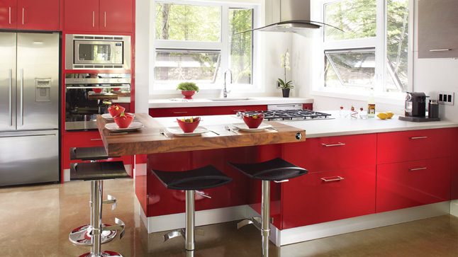 Cocina moderna en tonos rojos